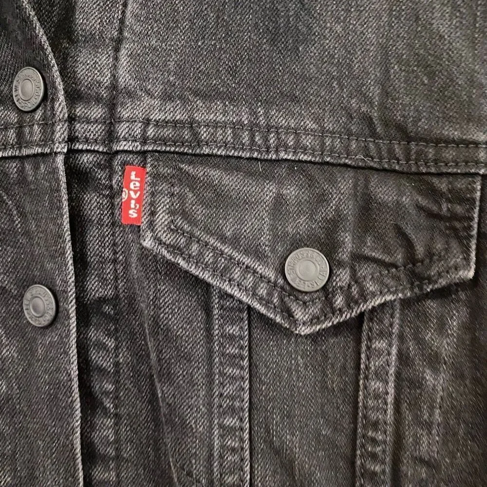 Levi’s Sherpa Collar Denim Jacket women’s Large Black Trucker Jacket Lined Warm